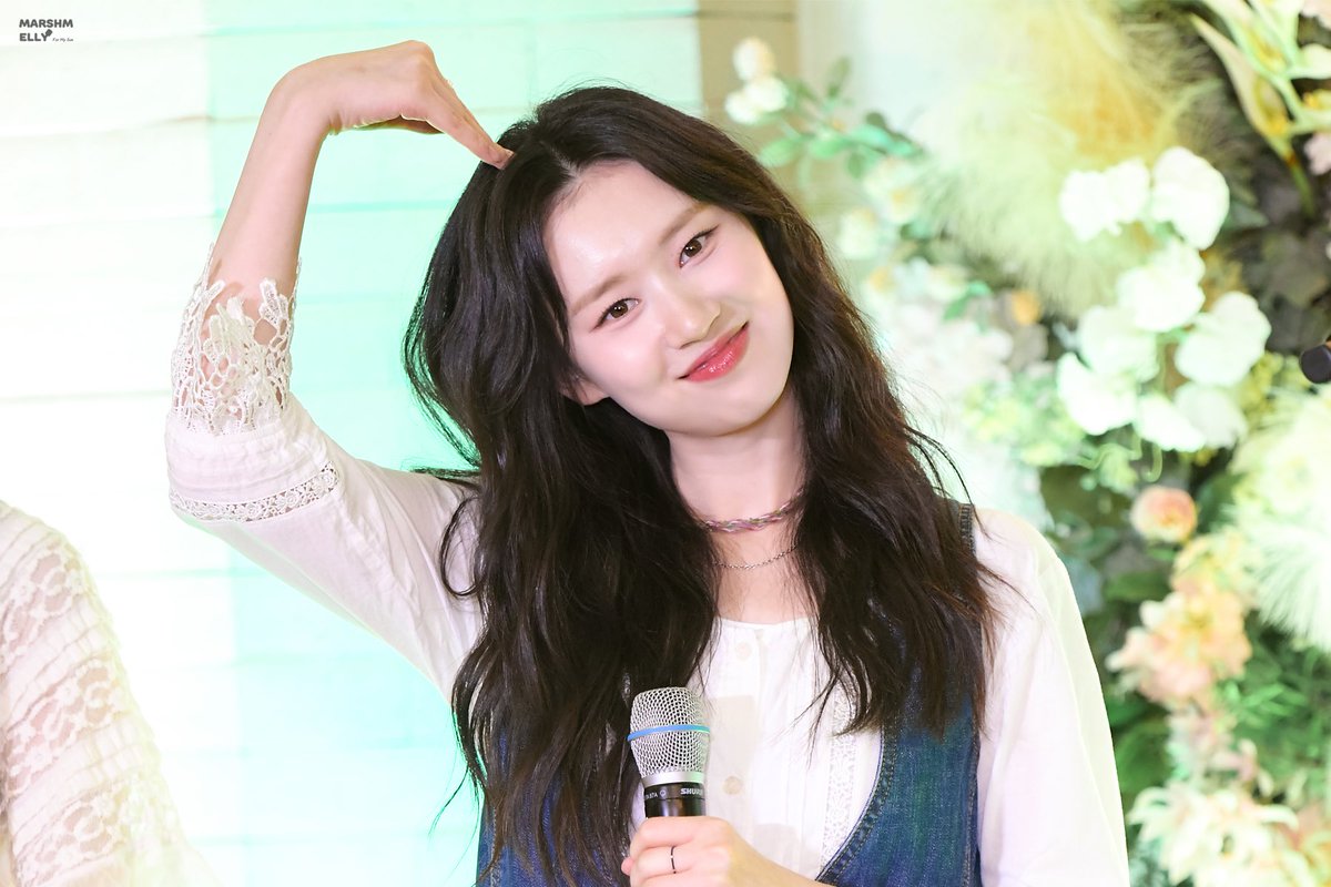 🩵240720💙

올해도 행복한 생일 되기를🙂
항상 고맙고 사랑해🫶🏻

#HAPPY_ELLY_DAY
#wekimeki #위키미키 #elly #엘리 #정해림