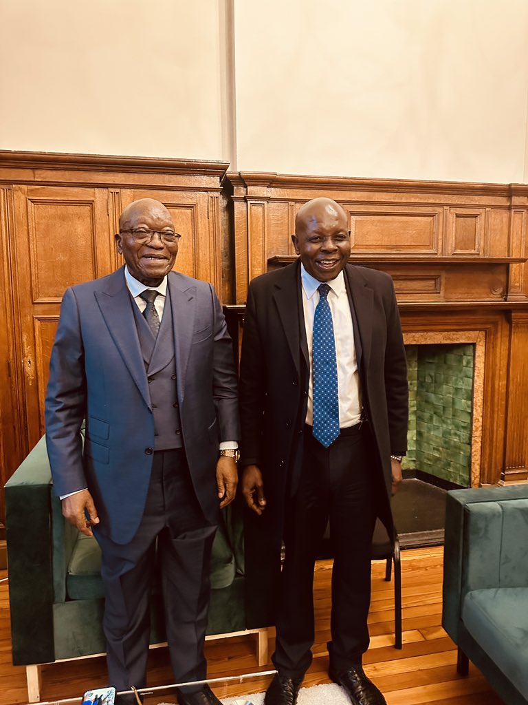 DZumaSambudla's tweet image. H.E President Zuma And His Deputy President, Hon. Dr Judge Hlophe In Parliament Today…