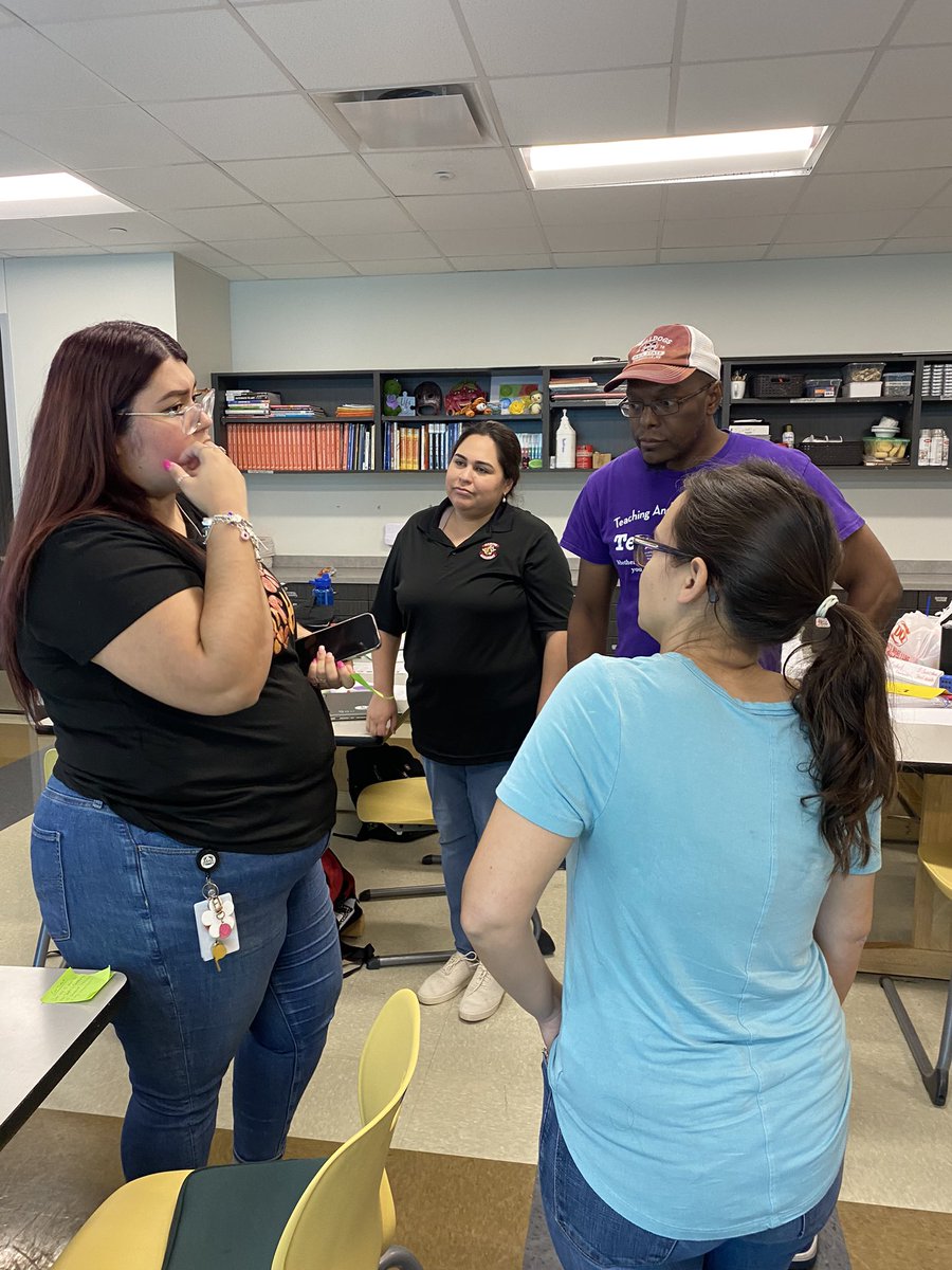 vossm57's tweet photo. Loved working with the committed teachers @AldineISD @AldineGATEway this week who showed up to learn how to meet the learning and language needs of gifted MLs even when some still had no power! https://t.co/20kOzPCpJS