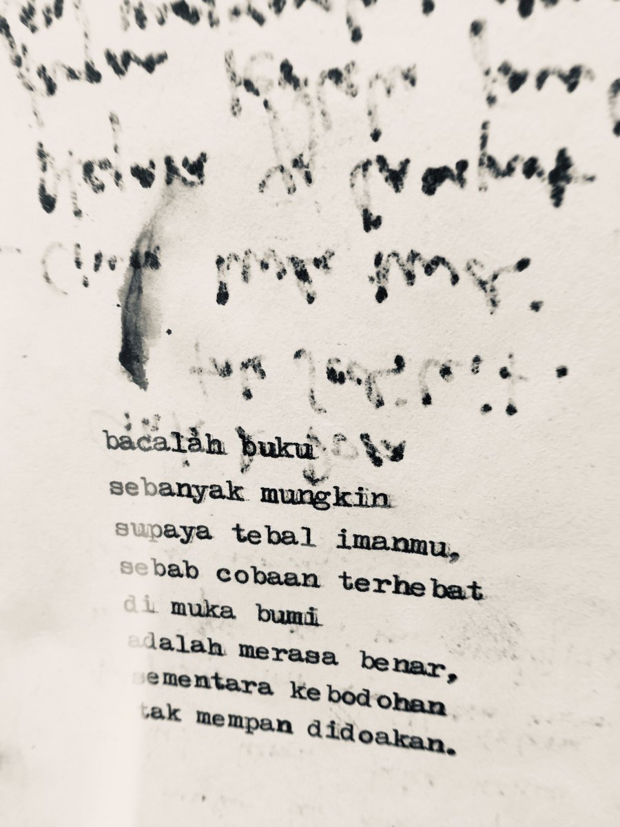 batarasurja's tweet photo. Balik kanan, imanku belum tebal https://t.co/M4OZW7ABqH