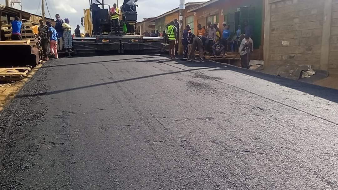 bunsen_45's tweet photo. Ward Development Fund is doing wonders across Nairobi. In each of every 85 wards, there is more than 2 ongoing or completed development projects.

This is Salim Road in Gatina Ward, upgraded to tarmac standards.
@SakajaJohnson https://t.co/pjeJGAdqZ2