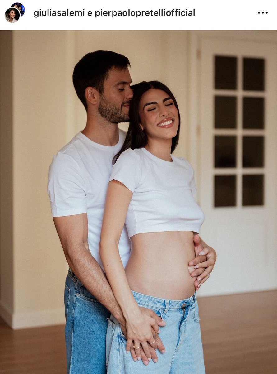 trash_italiano's tweet photo. Giulia Salemi e Pierpaolo Pretelli diventeranno presto genitori! https://t.co/8P5d0DOpg0