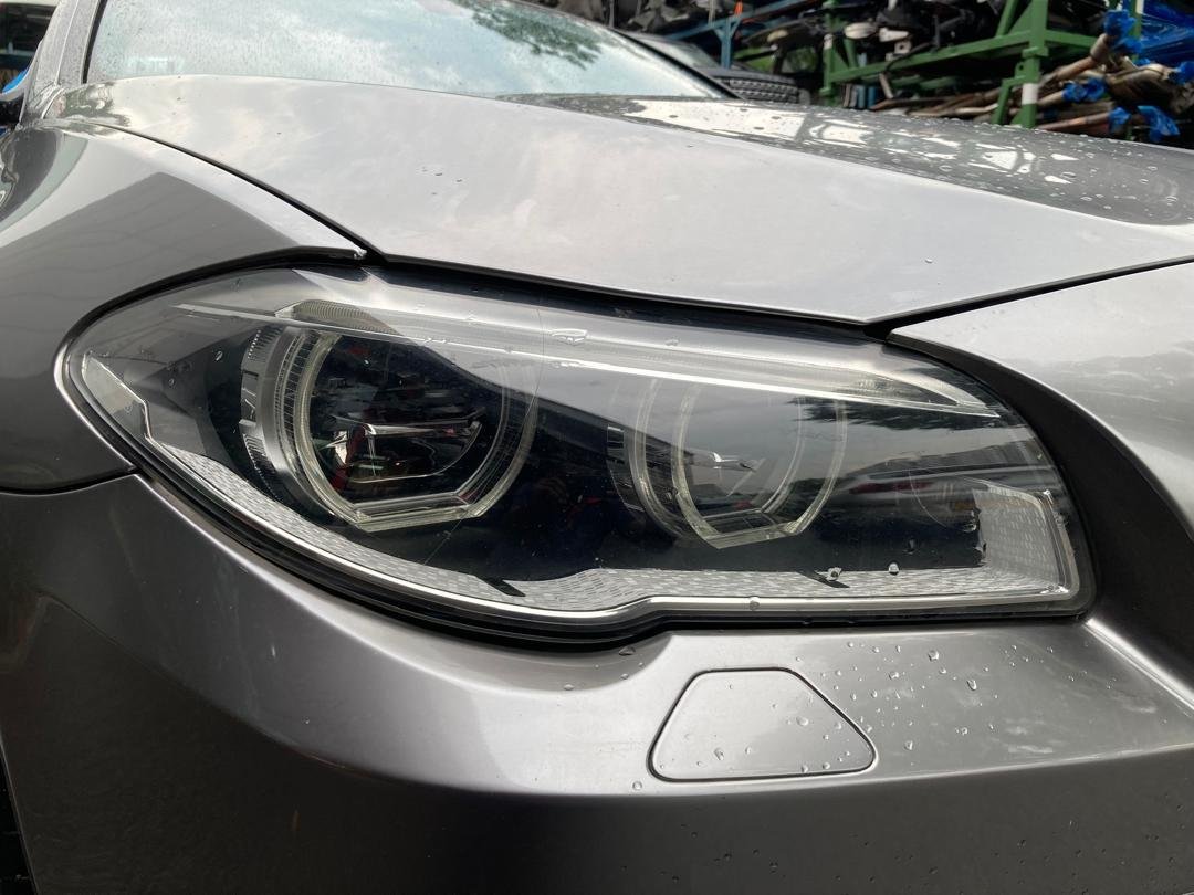propelauto's tweet photo. BMW F10 M5 Facelifted Angel Eye Headlamps available in #ReadyStock at #PropelAuto 

Ping us &amp; Adopt it for your ride🤓👇

#F10 #520i #525i #528i #Facelifted #F10lci #M5 #AngelEyeHeadlight #F10headlamps #Export #UsedCars #PropelAutoParts #SG #BMW #5Series #Headlights #Ping #Adopt https://t.co/SsaUktDqCO