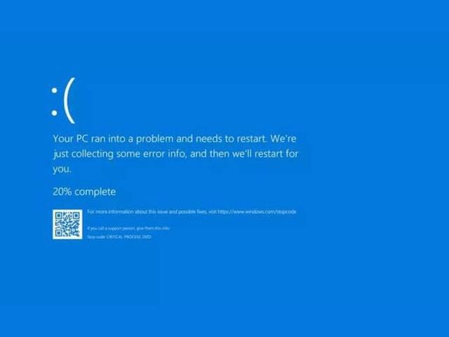 JustinAlphabet's tweet photo. Essendon right now. #AFLDonsCrows #AFLBombersCrows #AFL https://t.co/MHlsBEwKVH