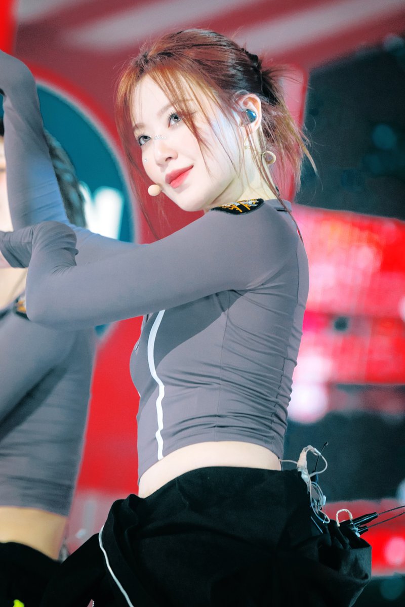 𝑾𝑾𝑾 𝑺𝑯𝑼𝑯𝑼𝑨 on X