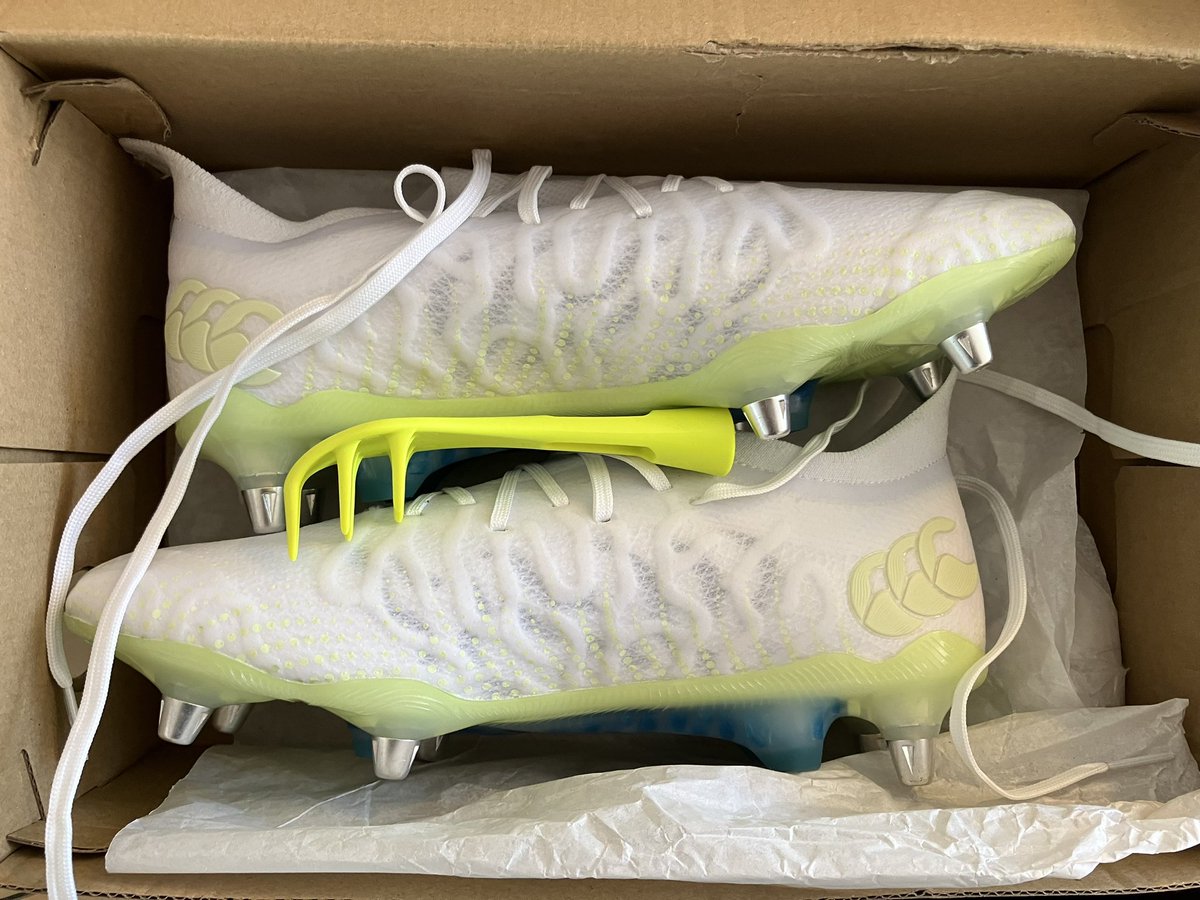 bootclaw's tweet photo. New season boots + Bootclaw https://t.co/slecw4wF8C