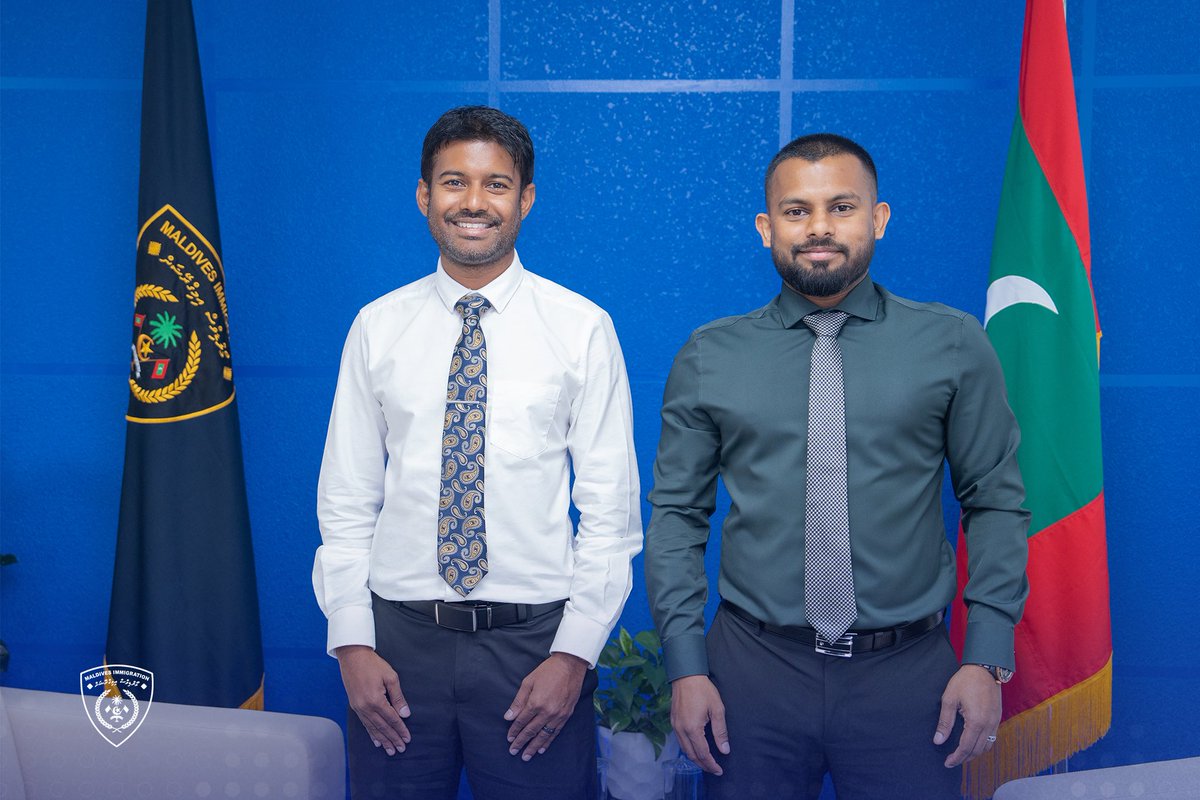 ImmigrationMV's tweet photo. The CEO and Managing Director of @mmprc_corporate, Ibrahim Shiuree, met with the Controller General of Immigration, @ShamaanW. The main topic of discussion was collaboration on developing the @BorderMilesMv program and promoting Maldives as a tourist destination, as well as optimizing tourist-related processes.

#visitmaldives #worldsleadingdestination