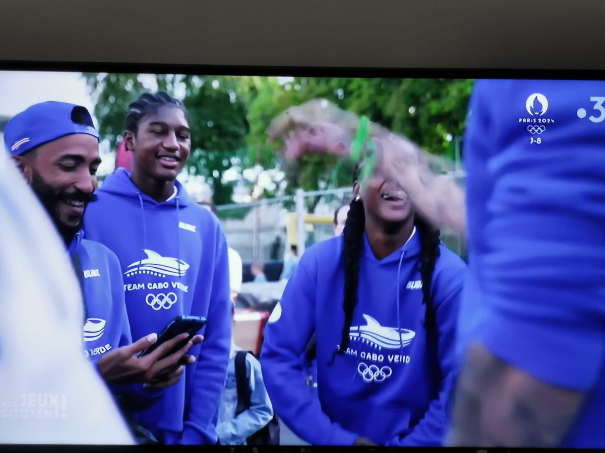 FranceauCapVert's tweet photo. Délégation olympique capverdienne à Parthenay-Gâtine
Passage des athlètes capverdiens dans le reportage "Aux jeux citoyens !" de la chaine télévisée France 3.
***
Atletas cabo-verdianos em destaque na reportagem "Aux jeux citoyens!" da televisão France 3. https://t.co/UMmXAkA6vk