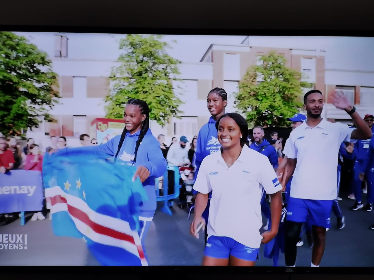 FranceauCapVert's tweet photo. Délégation olympique capverdienne à Parthenay-Gâtine
Passage des athlètes capverdiens dans le reportage "Aux jeux citoyens !" de la chaine télévisée France 3.
***
Atletas cabo-verdianos em destaque na reportagem "Aux jeux citoyens!" da televisão France 3. https://t.co/UMmXAkA6vk