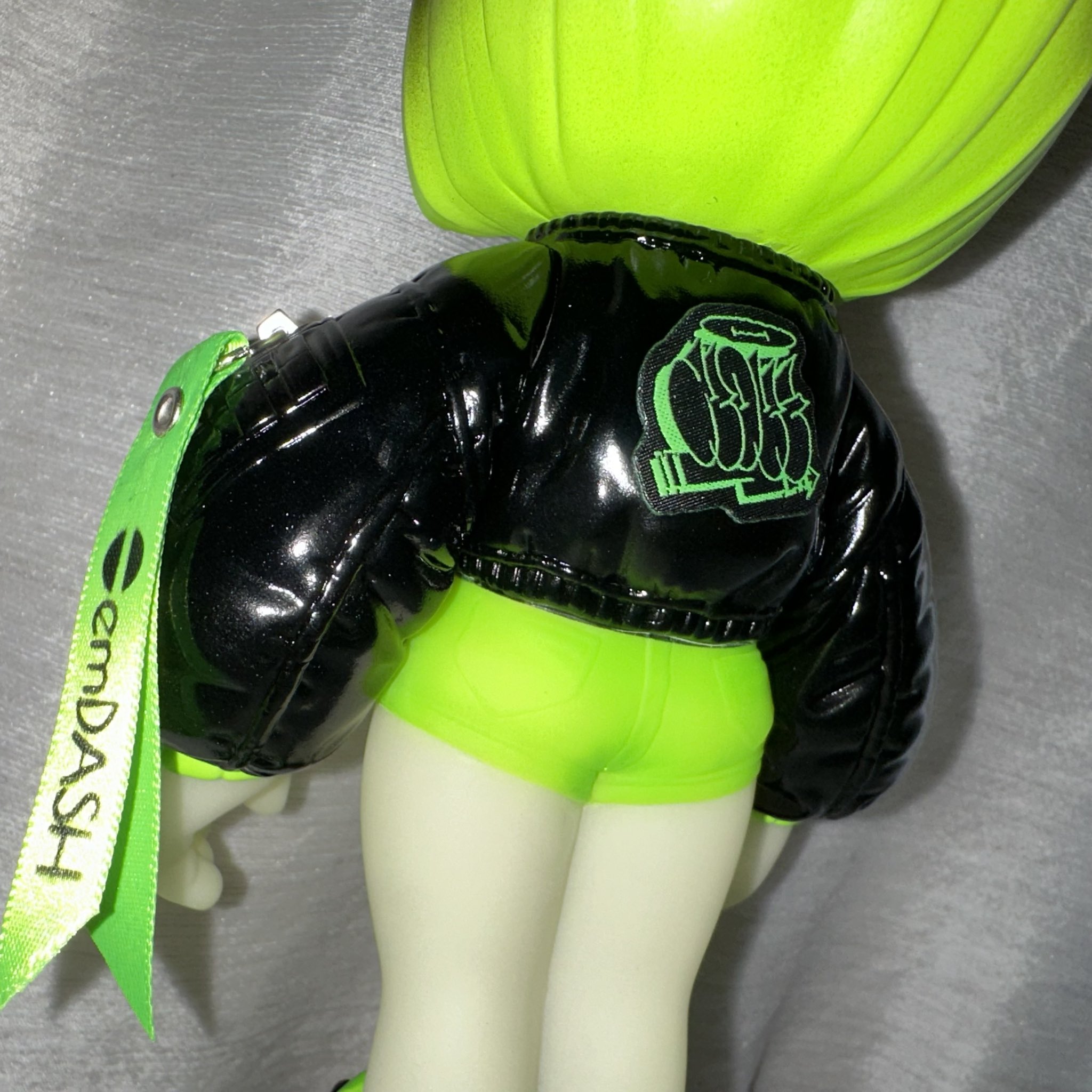 emDASH MOVE LP color HYPE GREEN BLACK emDASH MOVE 3rd color