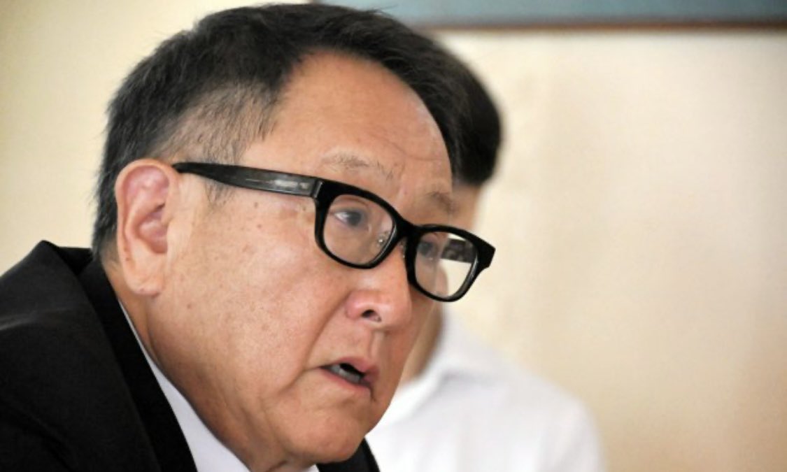 hellomitz3's tweet photo. 豊田章男トヨタ会長「今の日本は頑張ろうという気になれない。ジャパンラブの私が日本脱出を考えているのは本当に危ない」

同じことを思ってる日本人めっちゃ多いと思う。日本を愛してる人ほど今の日本に絶望してる。 https://t.co/KCp8yE1SW9
