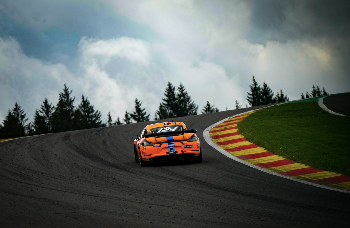 N’oubliez pas de nous suivre sur Instagram ! 

Nous mettons tous les résultats en story pour que vous puissiez nous suivre 😇 

➡️ instagram.com/av_racing_team…