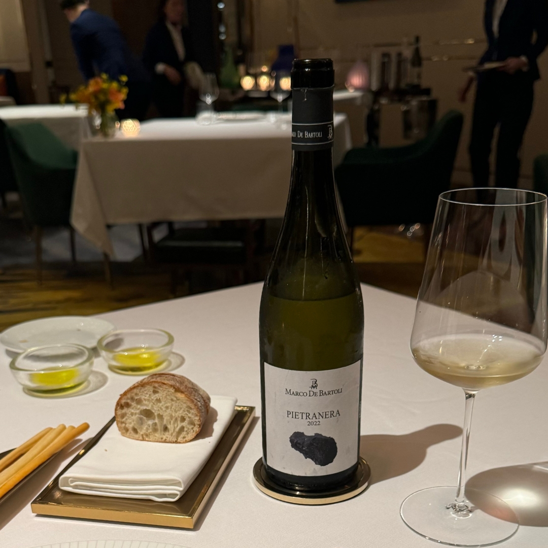 GrtWines's tweet photo. 🍷 From sabrage at The St. Regis Bar to Michelin-starred pairings at 8½ Otto e Mezzo BOMBANA, our Macau wine tour has been nothing short of extraordinary.

Swipe to see some of the highlights:

🍷 Asia's largest wine list at the Grand Lisboa Hotel
🍴 Traditional Portuguese dishes & sangria
🌟 A beautiful 1995 d'Yquem paired with baba au rhum

As we finish out our Macau adventure, it's clear this city has earned its place on the global wine map. From Portuguese institutions to Michelin-starred experiences, Macau's wine culture is truly one of a kind.

Follow @GrtWines for more exclusive wine insights from around Asia and beyond.

#macaufood #macauwine #winetour #winediscovery #finewine #grtwines