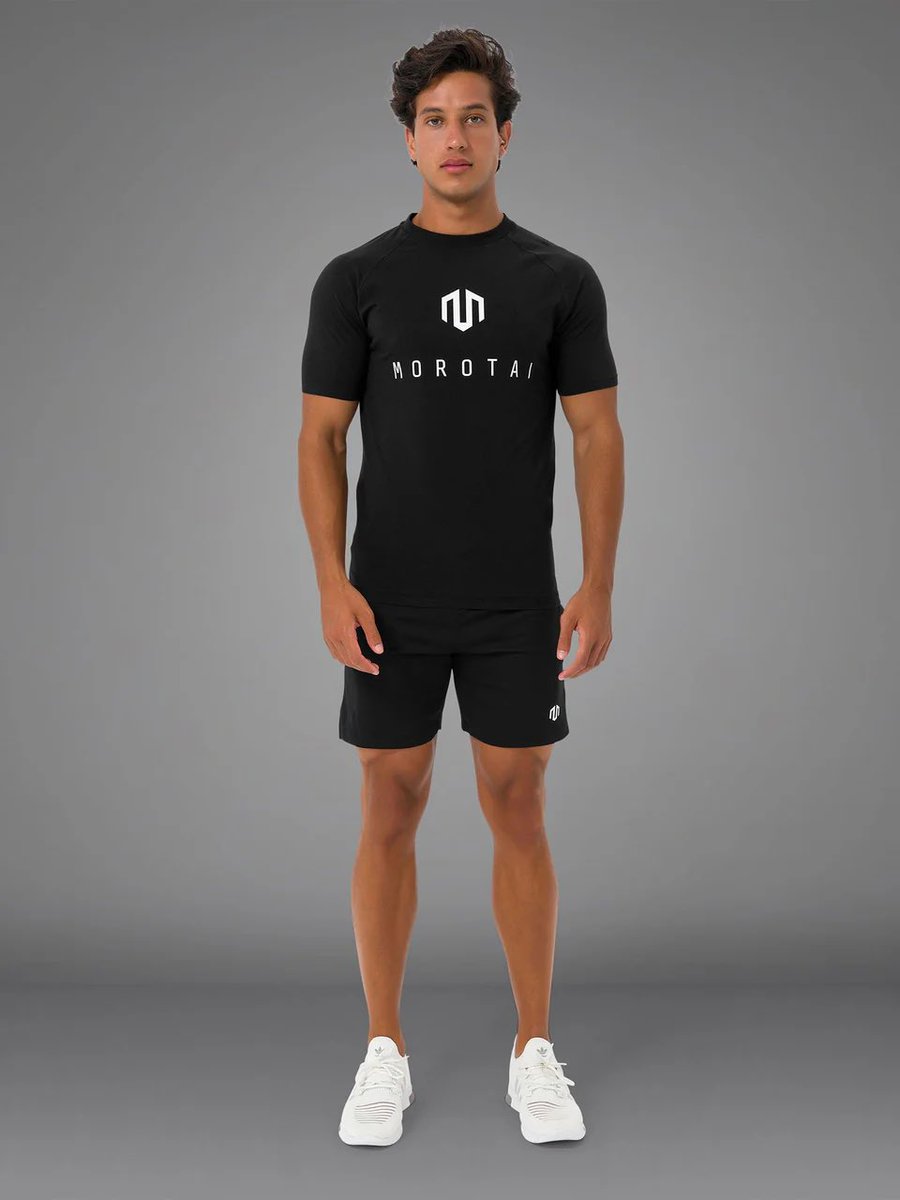 morotaiofficial's tweet photo. Keeping it simple in the Corporate Basic T-Shirt🔥 https://t.co/q963ztdFmJ
