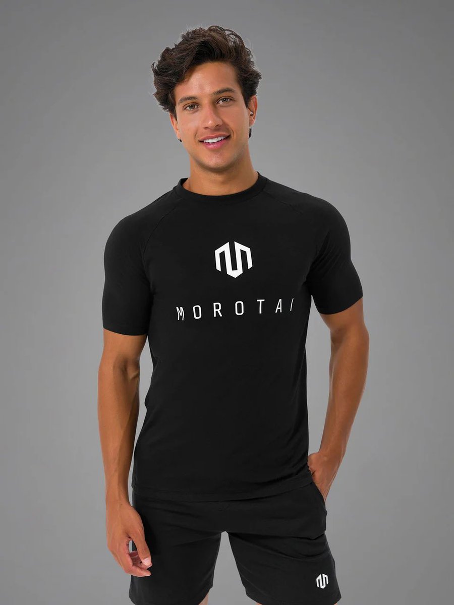 morotaiofficial's tweet photo. Keeping it simple in the Corporate Basic T-Shirt🔥 https://t.co/q963ztdFmJ