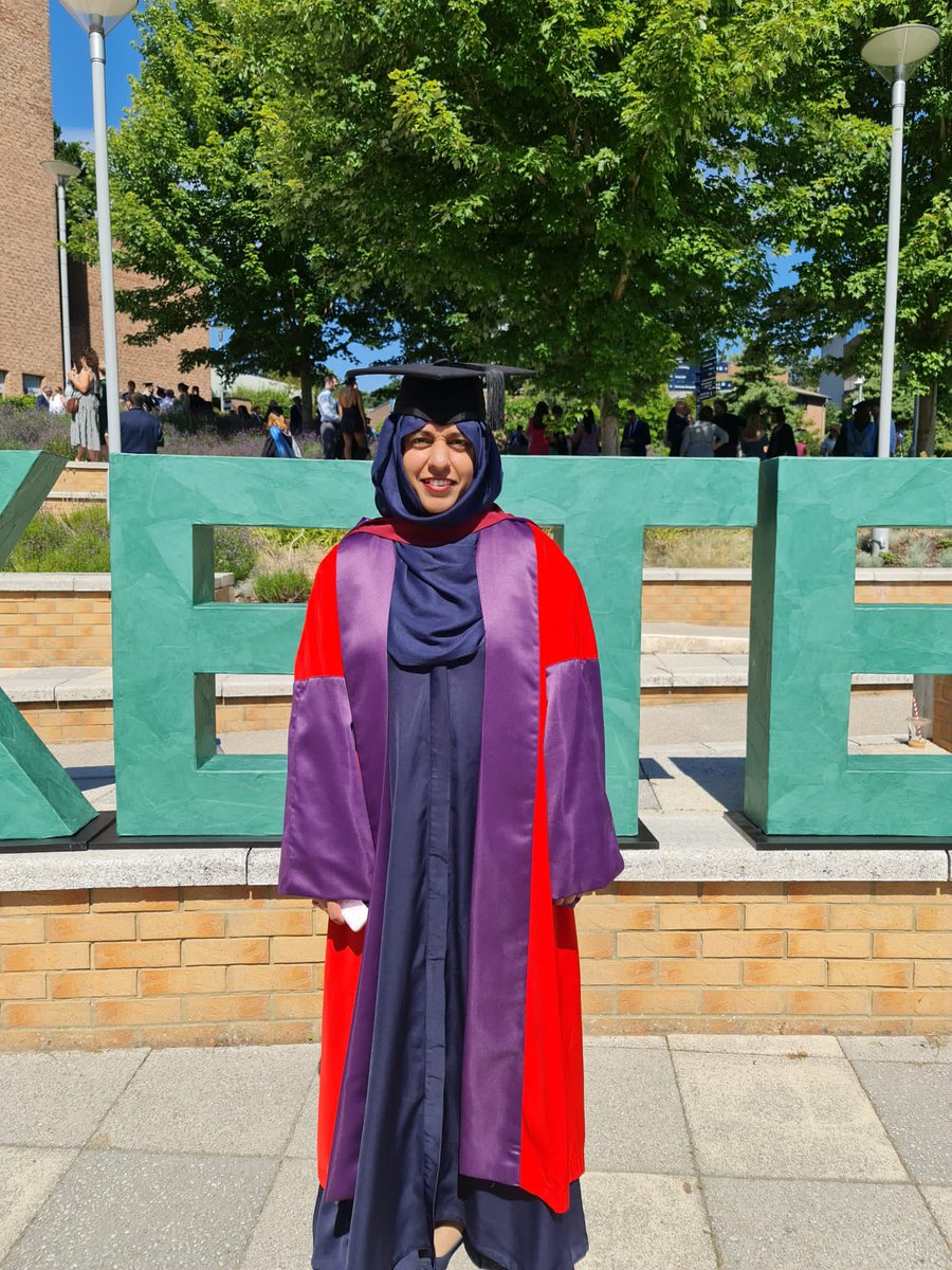 DrYusraSiddiqui's tweet photo. Graduation day at Exeter University! Proud to share this moment and the journey it represents. ๐๐ธ #ExeterGrad #AcademicLife #ProudMoment #ClassOf2024 https://t.co/h4mSuIrsOR