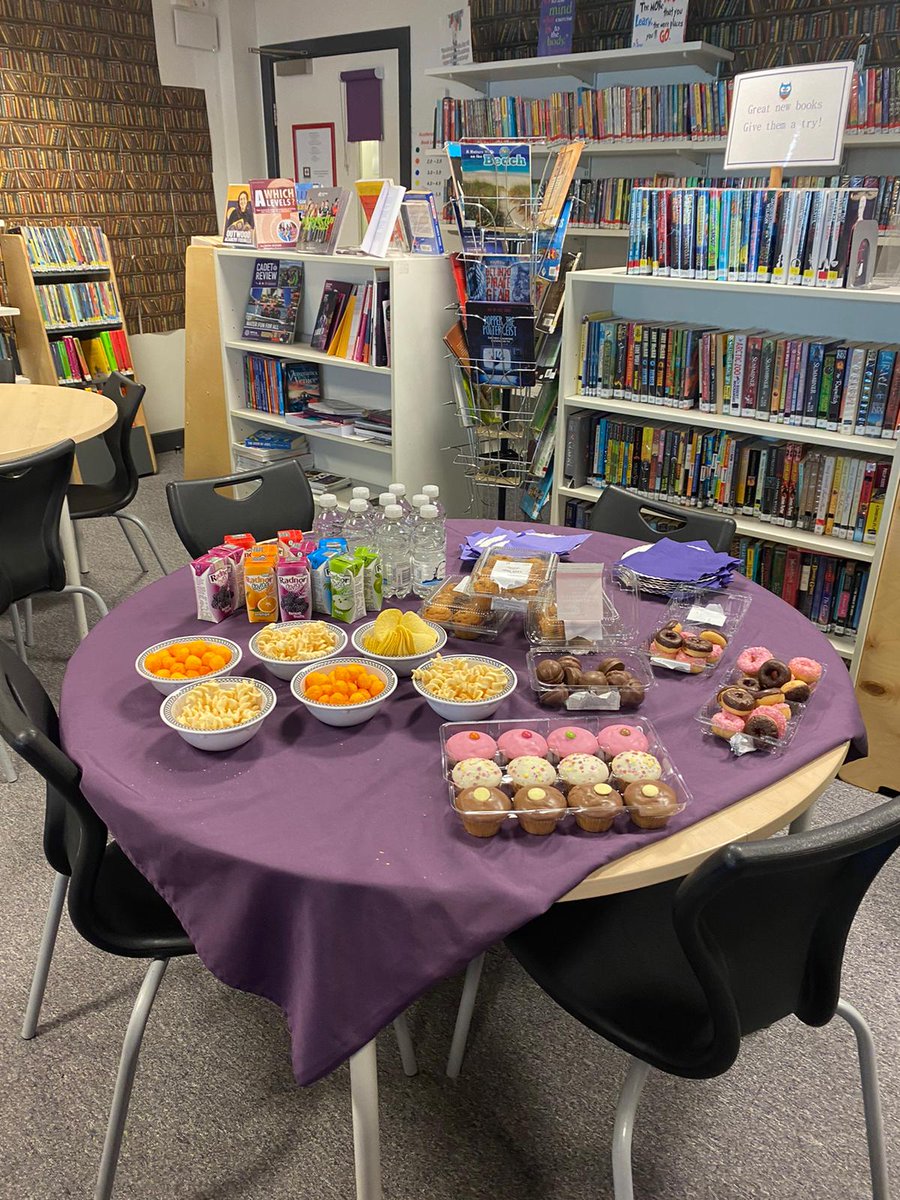 Happy last day of term ☀📆

Finished the year of nicely with providing one of our client schools goodies for their reading club 📚💜

#VisionforEducation