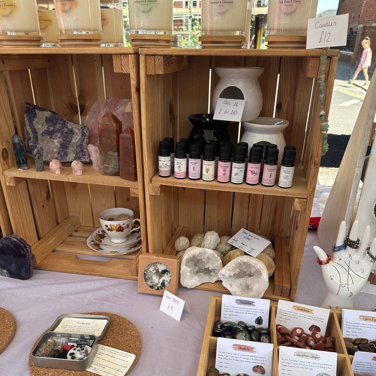 Hello, sunshine 🌞⁠
⁠
Support our wonderful bunch of traders, our market is buzzing with activity today. Pop along and browse our wonderful little market. ⁠
⁠
#loveludlow #visitludlow #visitshropshire #ludlowmarket