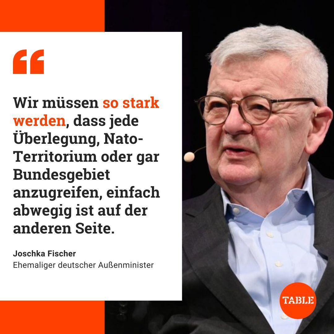 Table.Briefings (@tablebriefings) on Twitter photo „Wir werden auch national als Bundesrepublik weiter aufrüsten müssen“, sagt der frühere Außenminister Joschka Fischer im Interview mit <a href="/MarkusBickel/">Markus Bickel</a>.
Wie er zu Pistorius Plänen steht & was der Unterschied zwischen Russland und Katar ist, lesen Sie hier 👉 buff.ly/3SapeNe „Wir werden auch national als Bundesrepublik weiter aufrüsten müssen“, sagt der frühere Außenminister Joschka Fischer im Interview mit <a href="/MarkusBickel/">Markus Bickel</a>.
Wie er zu Pistorius Plänen steht & was der Unterschied zwischen Russland und Katar ist, lesen Sie hier 👉 buff.ly/3SapeNe