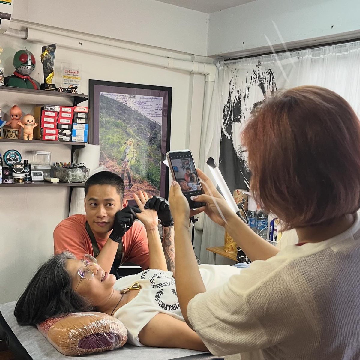 Mickeyink333's tweet photo. ลายสักแรก ชื่อลูกชาย น่ารักจริงๆ 🥰
 
ขอบคุณคับ 🙇🏻‍♂️ 

#เชียงใหม่ #ร้านสักเชียงใหม่ #chiangmai #chiangmaitattooshop #tattoochiangmai #ลายสัก #eternalink #fusionink #minimal #minimaltattoo #fyp  #mickeyink333 #1st #family https://t.co/kGmQyuhi13