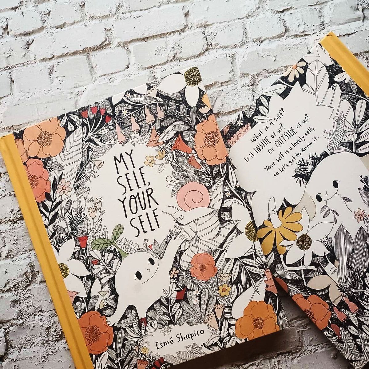 Booksmith2014's tweet photo. This picture book encourages the youngest readers to get to know, love and be kind to their wonderful selves and the equally wonderful selves around them.
https://t.co/wfwtrq84qJ
.
#Thebooksmith #bookshop #ร้านหนังสืออิสระ #bookforyou #kidsbooks #childrenbook #illustrated #story https://t.co/eTOT3q9f7H