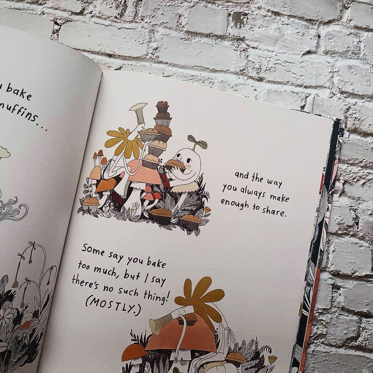 Booksmith2014's tweet photo. This picture book encourages the youngest readers to get to know, love and be kind to their wonderful selves and the equally wonderful selves around them.
https://t.co/wfwtrq84qJ
.
#Thebooksmith #bookshop #ร้านหนังสืออิสระ #bookforyou #kidsbooks #childrenbook #illustrated #story https://t.co/eTOT3q9f7H