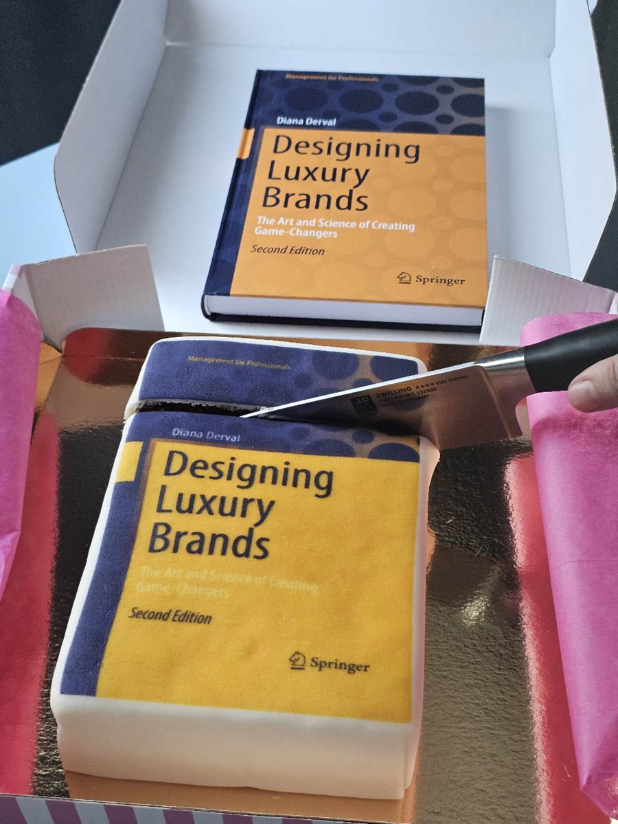 Prof. Diana Derval (@profdianaderval) on Twitter photo Is it #Cake?* 🍰
Lately I have been writing and breathing #books 📚 today for my bday I can finally eat them too! I share a slice with all dear clients, readers and friends *had to compare with the first copy of the real book to be sure
<a href="/DervalResearch/">DervalResearch | Certified B Corp</a> <a href="/Springernomics/">Springernomics</a> #luxury Is it #Cake?* 🍰
Lately I have been writing and breathing #books 📚 today for my bday I can finally eat them too! I share a slice with all dear clients, readers and friends *had to compare with the first copy of the real book to be sure
<a href="/DervalResearch/">DervalResearch | Certified B Corp</a> <a href="/Springernomics/">Springernomics</a> #luxury