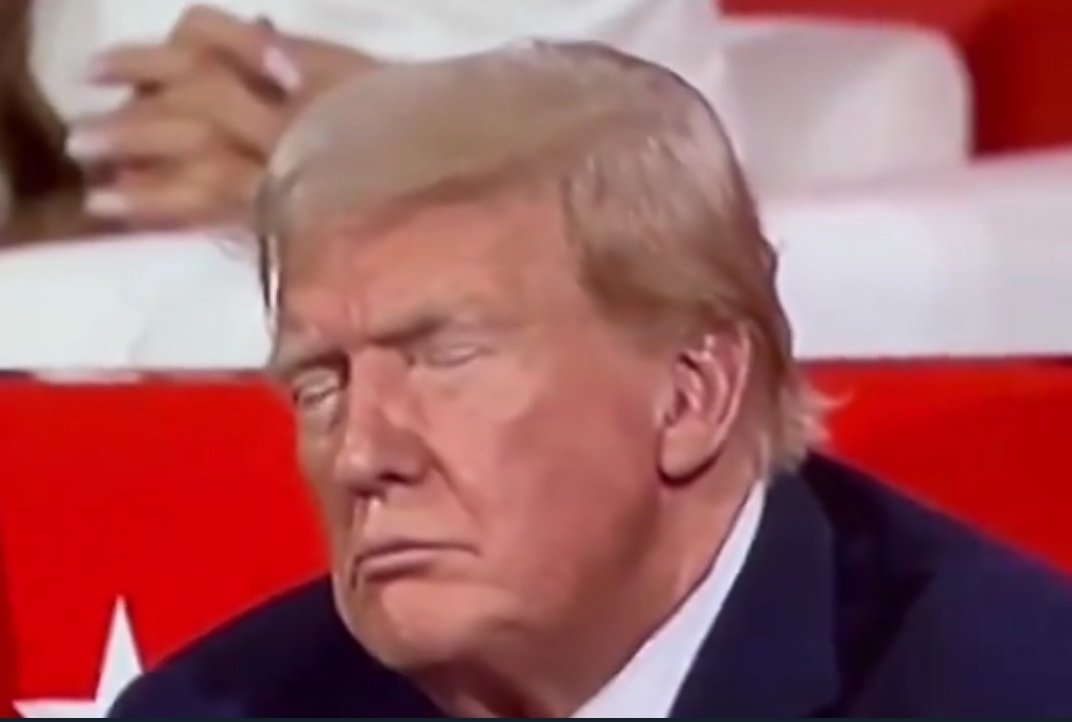 sonya_parks's tweet photo. @ltbob77 @cspanwj @ddguttenplan @thenation Plz....π€£Ur guy is So F'd up All the Time that he can't stay awake. #TraitorsSupportTraitorTrump
#Grifter45
#TrmupCult https://t.co/sbo8mDh87a