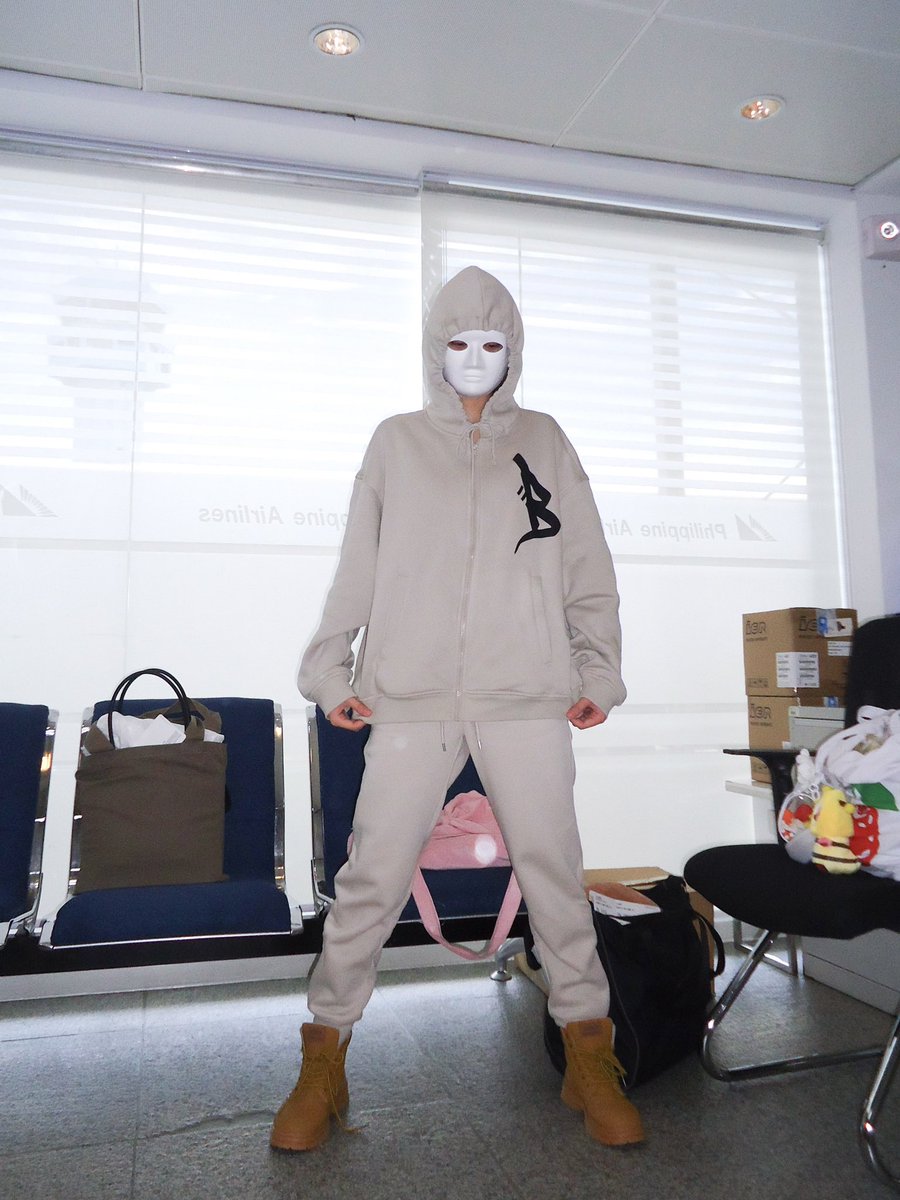 #BINI : #OneWithBINI Photo Series [ bini #8 ]

It’s too late, too late oh …

#BINIversayangHulyo <a href="/BINI_ph/">BINI_PH</a>