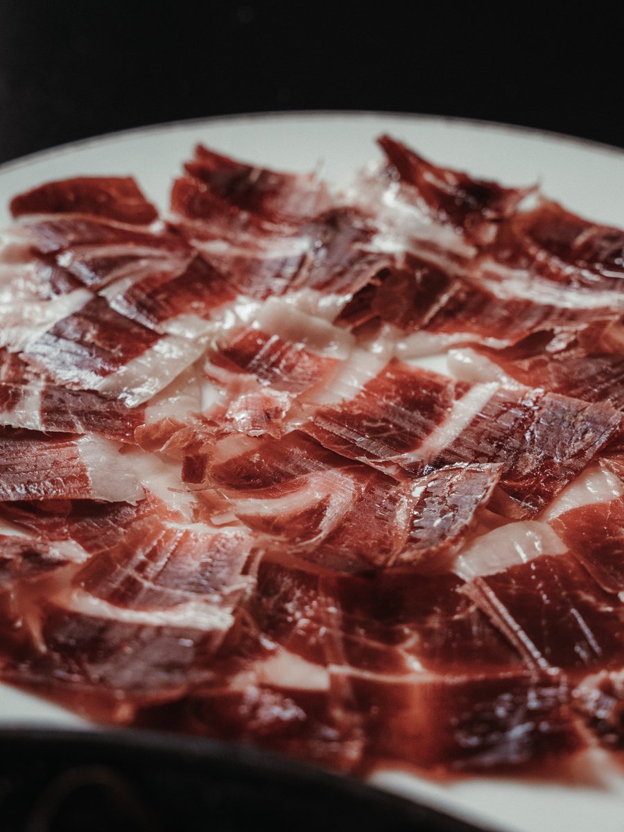 Jamon Iberico, Spain's National Treasure. 🇪🇸

Acorn fed 100% Iberian Ham carved fresh at your table straight to your plate.