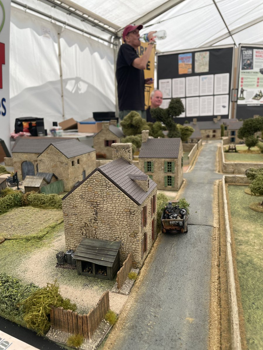 AdeDeacon's tweet image. “Corridor of Death” underway at @WeHaveWaysPod 21st Panzer Attacking 12 Battalion Parachute troops at Bas de Ranville on 6/6/44 #wargaming #ChainofCommand