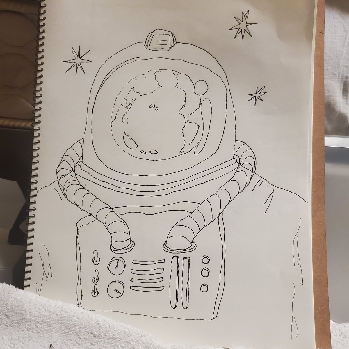 どうも、落ち目のハム作家です。
今は日本版画協会に向けて作業中です。
なお、足の負傷によりモチベーションが底値を付けたのでこれから頑張るとこです。ぐへぇ
こんな感じで作る予定です。頑張ります。 