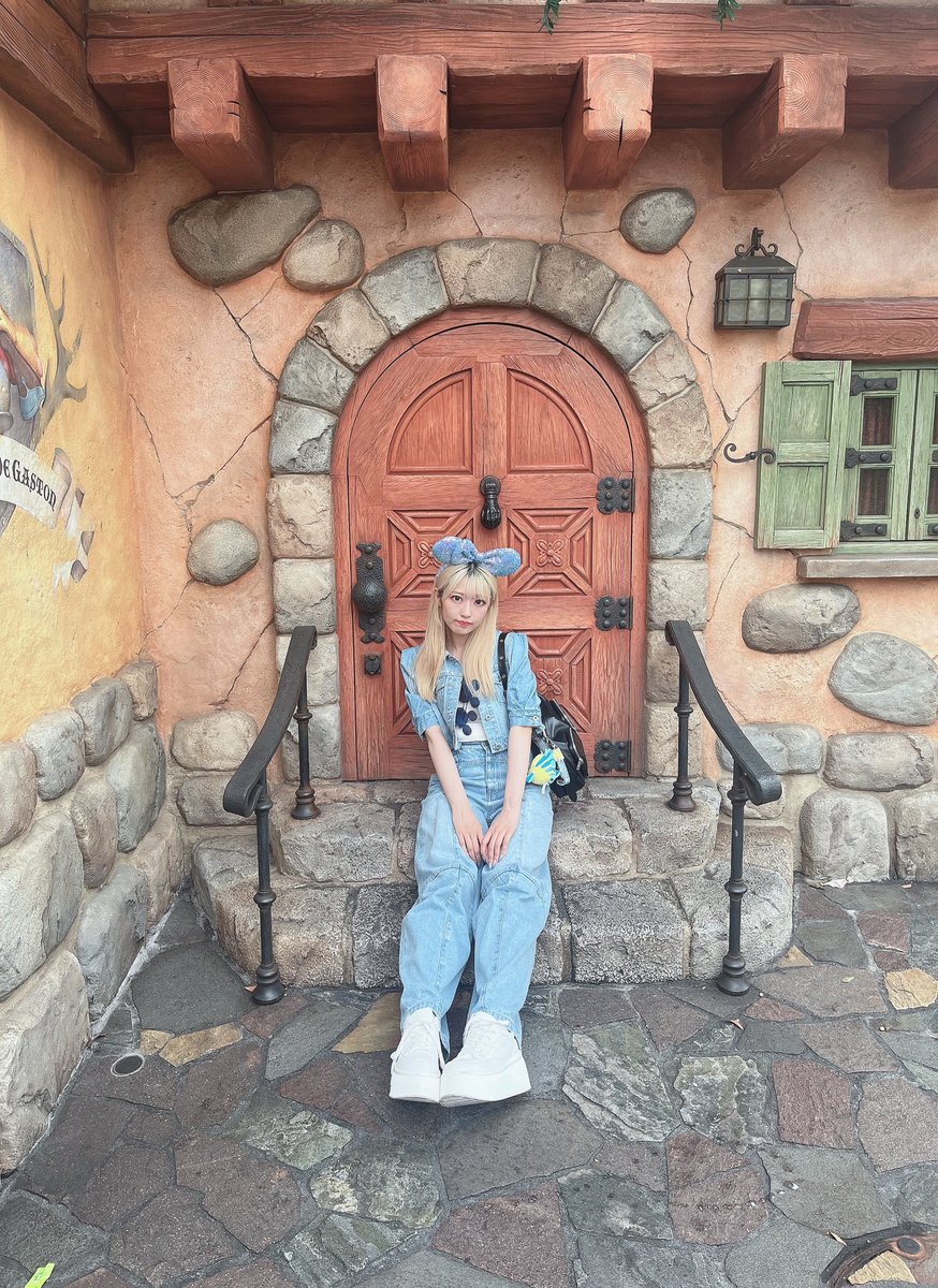 s_hitomi_'s tweet photo. ディズニーランド🐠❤︎ https://t.co/o043N9yLu4