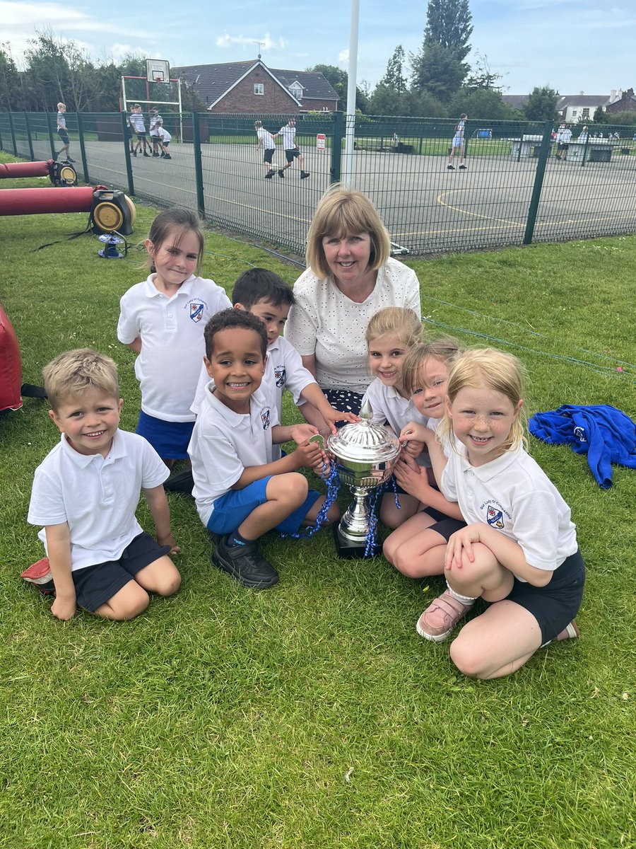 MrsFarrellOLOC's tweet photo. Congratulations to Mrs Barr and the rest of the Natterjacks who have been crowned house point champions! 🏆 https://t.co/puLUy5cPVR