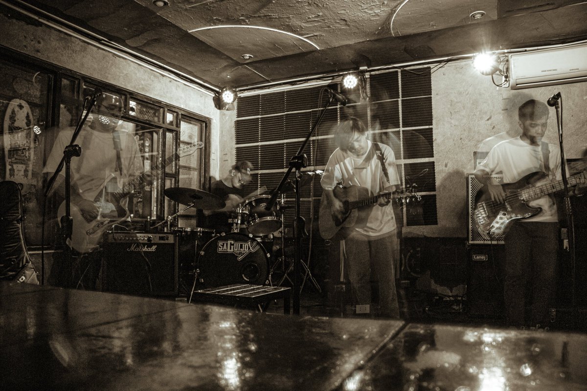 It's been a while, SaGuijo. Unfortunately we don't have our bassist for last night cuz he has work commitment, so we had Koko to fill in his spot. 

Even though the show is done, we will continue to help Ate Jacky. So Let's come together to raise funds for her medical treatment.