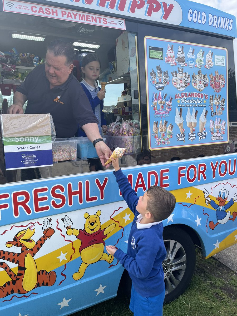 A tasty treat for the best class in the school from the Reception Team 🍦