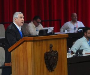 Aprobada Ley de Transparencia y Acceso a la Información Pública, que dota por vez primera a #Cuba de una normativa en ese ámbito, contribuye al cumplimiento de las obligaciones de los órganos del Estado y demás sujetos responsables de brindar información pública #CubaLegisla