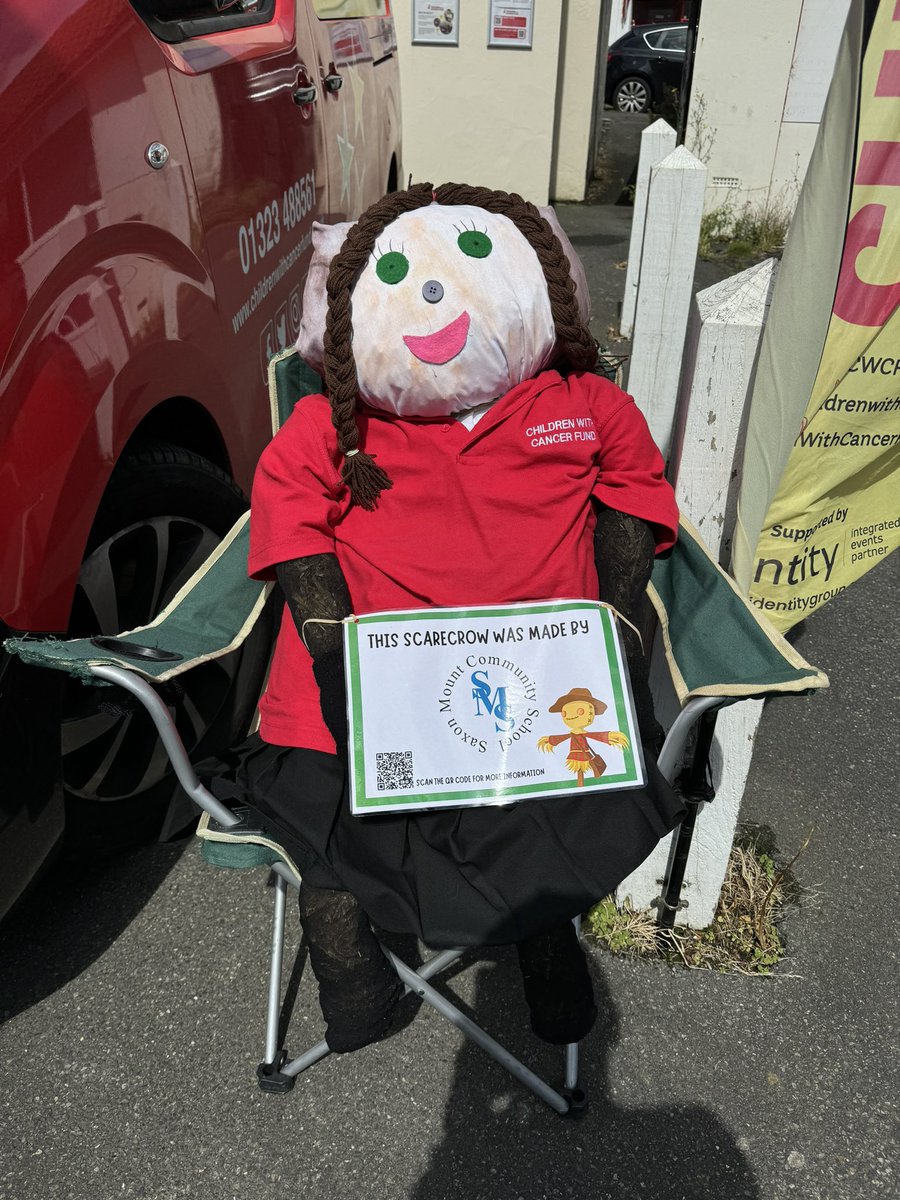 PolegateCF's tweet image. SUSSEX DOWNS SCARECROW FESTIVAL 2024

This Scarecrow can be found in The Triangle, Willingdon.

To find out more or to enter the competition please visit - polegatecommunityfoundation.org.uk/sussex-scarecr…

#SussexScarecrows #PolegateCF