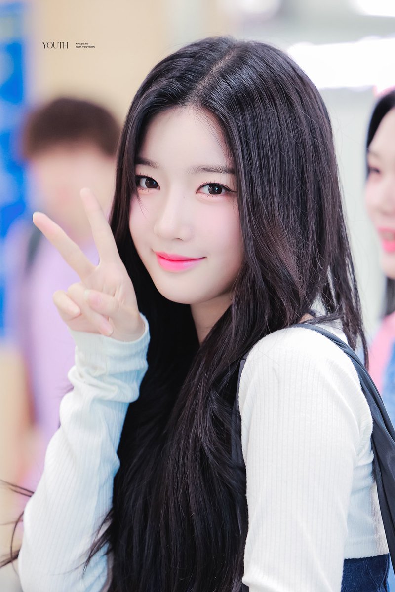 YOUTH_010209's tweet photo. 240715 🌟

#트리플에스 #TripleS #김유연 #KimYooYeon https://t.co/hmRiZu1UcT