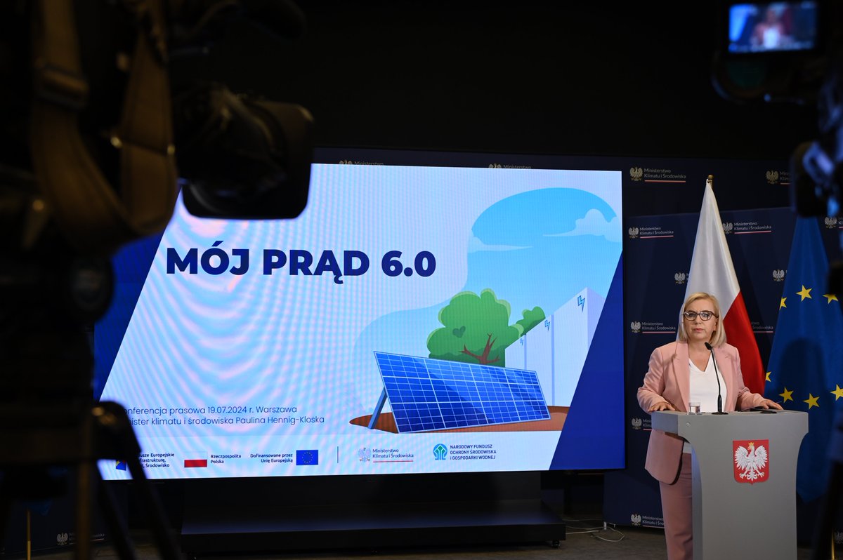 MKiS_GOV_PL's tweet photo. W stosunku do poprzedniej edycji programu #MójPrąd, podnieśliśmy maksymalną moc dofinansowywanej mikroinstalacji z 10 do 20 kW | @hennigkloska https://t.co/frlrayK3AJ