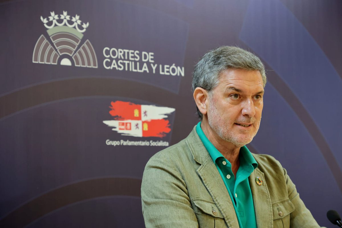 PSOE_CyL's tweet photo. 🔥 Es vergonzoso que el Gobierno tenga recordar a la Junta sus obligaciones en incendios.

‼️👉 Los medios del Estado son complementarios a los de las CCAA y no al revés.

La desprotección de Castilla y León es por la falta de medios propios, competencia exclusiva de Mañueco.