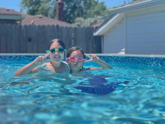 myLSPS's tweet photo. ๐ Summer days are ahead and the memories made will last forever through photographs.
Send us pictures of you in Summer mode enjoying a vacation or staycation. We'd love to see your smiles! Email social@lsps.org and use #LSSL when posting your Summer Livin' fun! #myLSPS https://t.co/QrCZ2gVvJ9