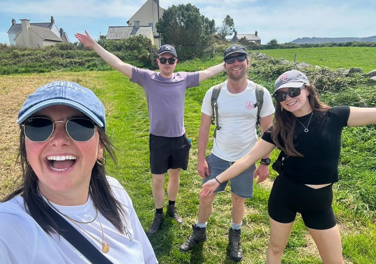 CHAOSRadioUK's tweet photo. Louis, Aric, Miranda, Liam, & Florence are leaving Newquay to climb each of Ben Nevis, Scafell Pike & Snowdon in 24 hours to raise awareness & funds for the @PSPAssociation.
Florence joined @twhowe_media to explain more: https://t.co/6JSHiHa7YB
#KeepItCHAOS #PSPAwareness https://t.co/IjZ5kL3eic
