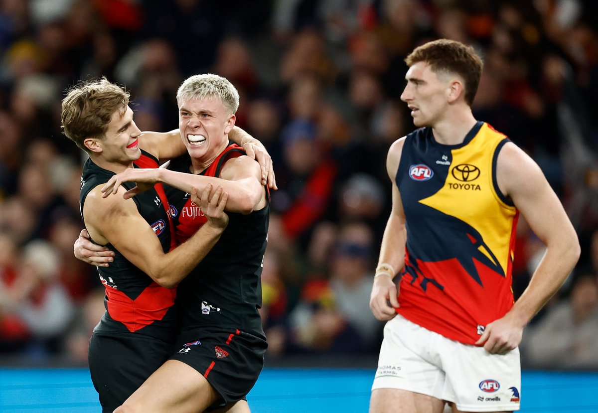 Essendon FC tweet media