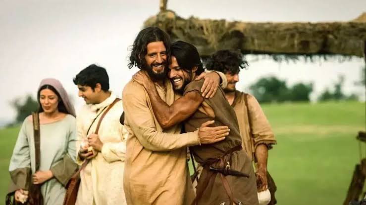 prrafaelfrazao's tweet photo. Somos chamados a viver um cristianismo prático. Embora a teoria seja importante, a prática é essencial. Amar ao próximo, ser misericordioso e praticar a justiça são atos que somente alguém verdadeiramente ligado a Cristo pode executar em sua vida.
#Zc7 #Rpsp #PrimeiroDeus https://t.co/foOeNtqyrP