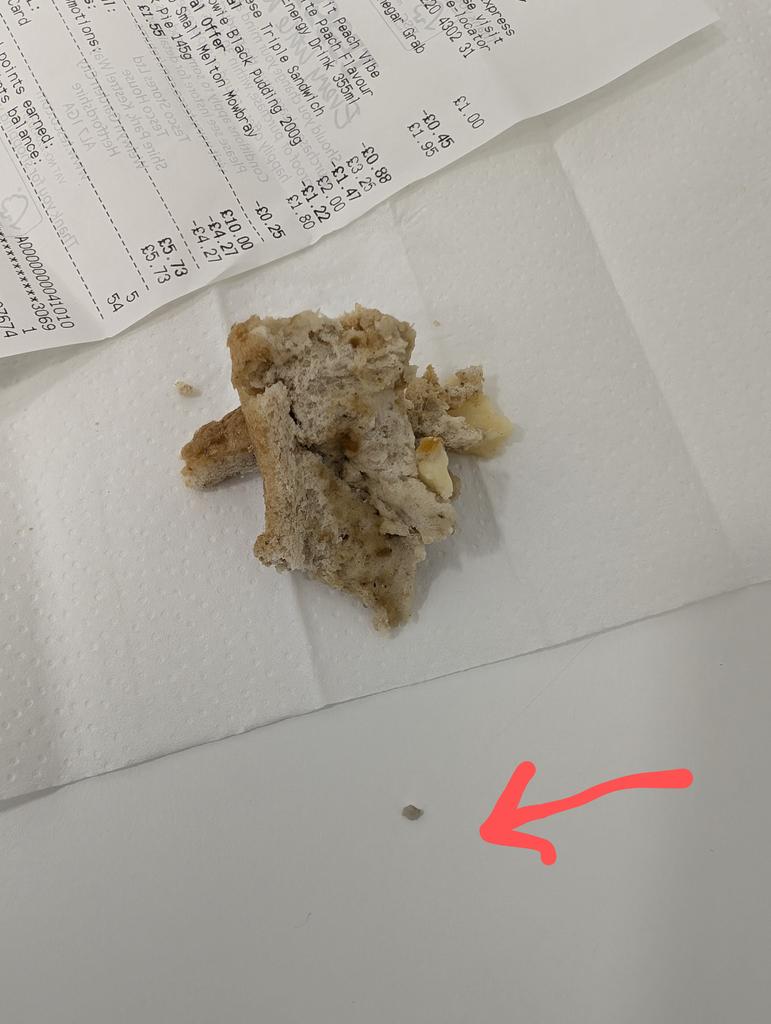 AdamMole's tweet photo. Hi @Tesco , just bought a Cheese triple sandwich at one of your express stores in Leigh on Sea and crunched down on what appears to be a stone in the bread of the cheese and pickle sandwich?!
Bit ofdt, but thought you'd better know incase others have the same issue!! https://t.co/lSEG3CilgP