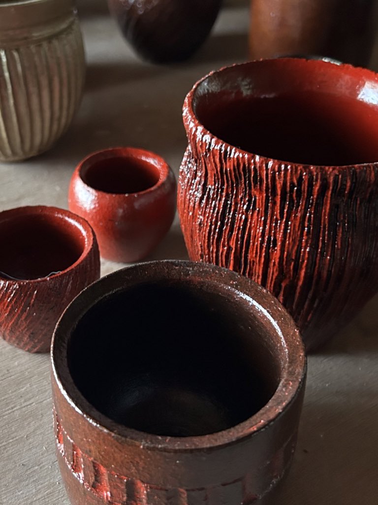 明日から開催される植木鉢展に参加します。
お近くの方はぜひお立ち寄り下さいませ🌱
【植木鉢展】　
会場：桧佐陶工房 
茨城県笠間市下市毛43-1
開催期間：7/20(土)〜8/4(日) ※定休日は7/23(火)