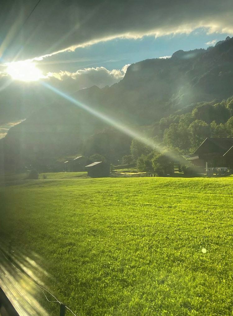 The longest road has an end, and the darkest night greets the morning.🥰
#travel #nature #photography #Switzerland