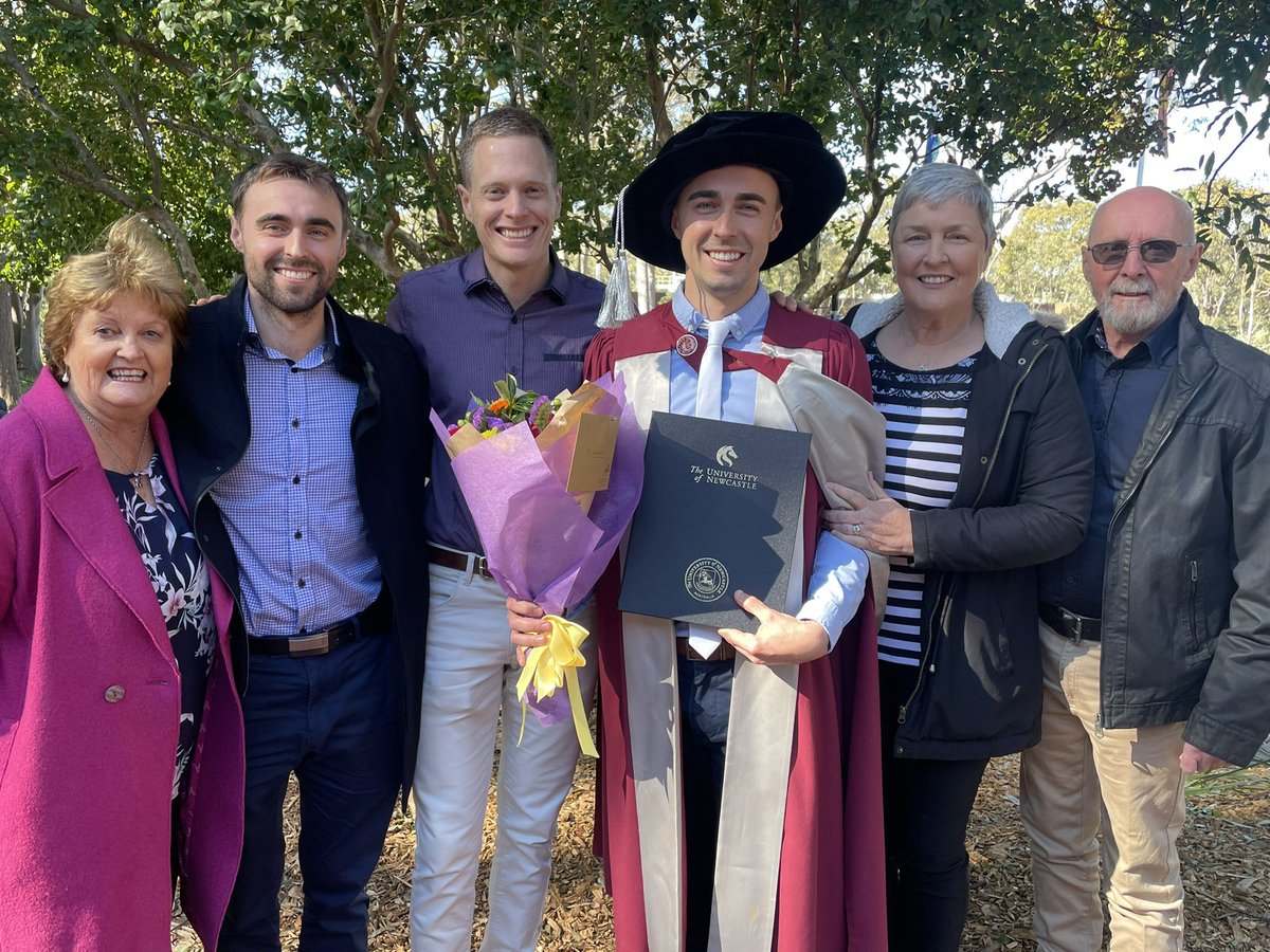 adamjsmith_92's tweet image. Was thrilled to graduate my PhD today surrounded by my family, friends and awesome supervisors @NicoleKNathan @LukeWolfenden @Dr_Alix_Hall @SereneYoong. Huge thanks to everyone who supported me on my journey 👨🏻‍🎓 #PhDone