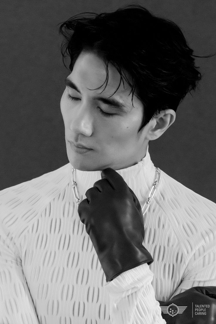 ppottyo89618's tweet photo. 이게 엄태구야.... https://t.co/09NtP1DIIV